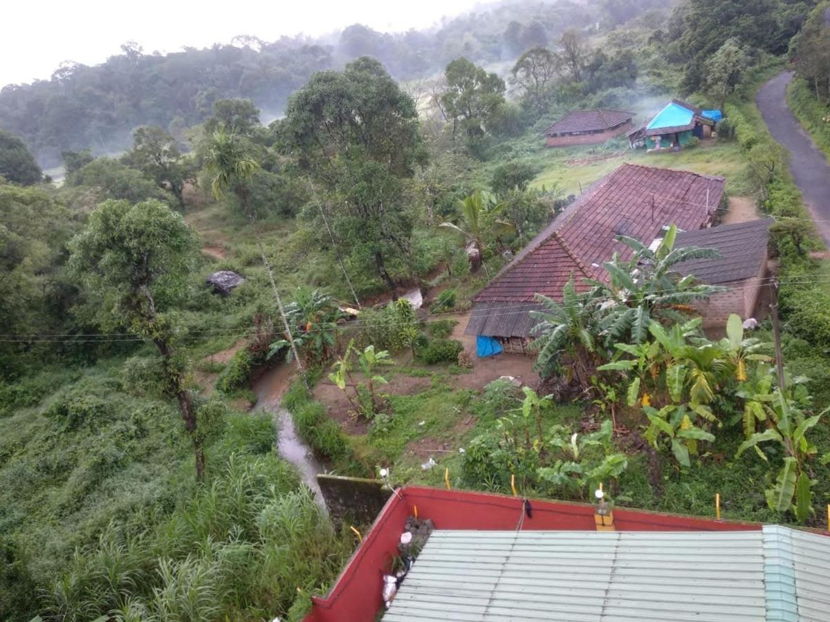 Wanders In Travel Company Ξενοδοχείο Madikeri Εξωτερικό φωτογραφία