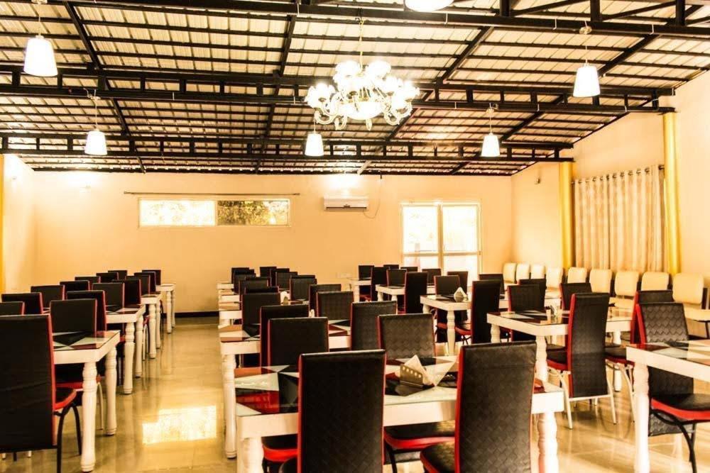Wanders In Travel Company Ξενοδοχείο Madikeri Εξωτερικό φωτογραφία