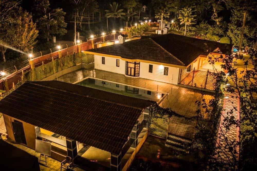 Wanders In Travel Company Ξενοδοχείο Madikeri Εξωτερικό φωτογραφία